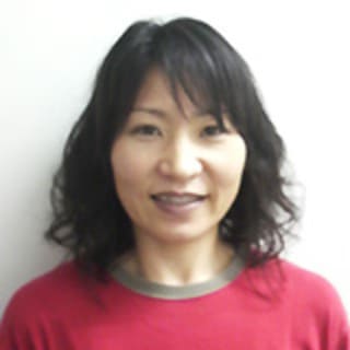 与那城　亜紀子