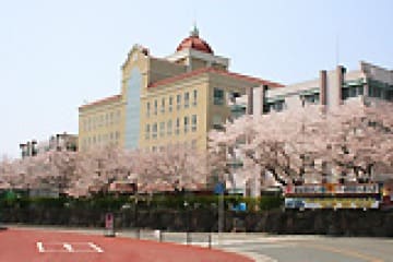 日本文理大学